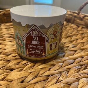 Bath & Body Works Ski Lodge Candle - Red, Green, Yellow